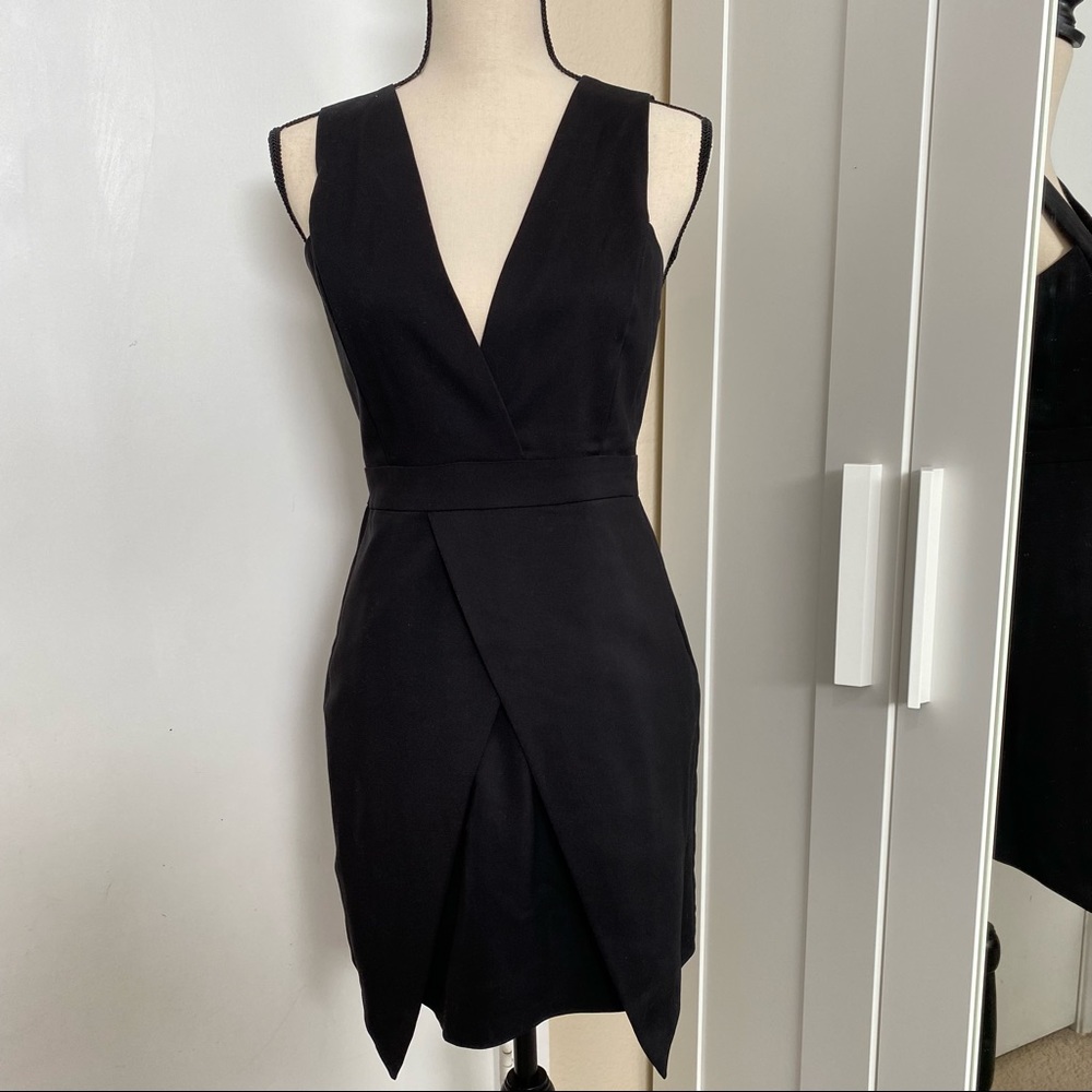 ANGL Low cut & Backless Bodycon Dress